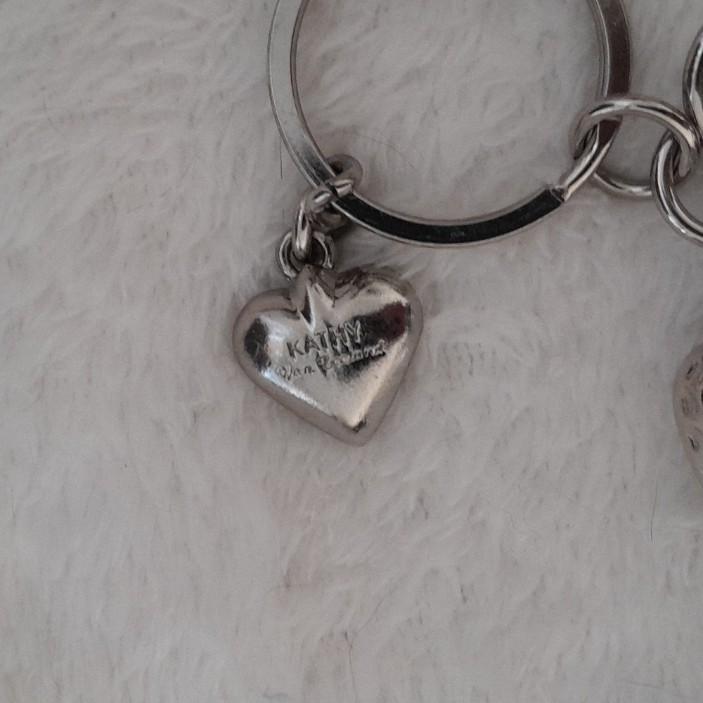Keychain - Picture 3 of 5